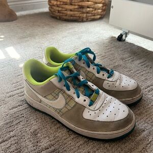 Nike Blue and Green Sneakers with Perforated Detailing